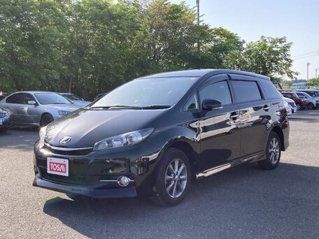 2017 Toyota Wish II Рестайлинг, чёрный, 1545000 рублей, вид 1