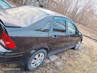 2003 Ford Focus I (North America), чёрный, 130000 рублей, вид 3