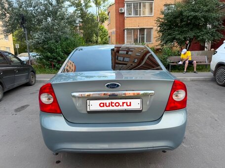 2009 Ford Focus II Рестайлинг, серый, 440000 рублей, вид 5