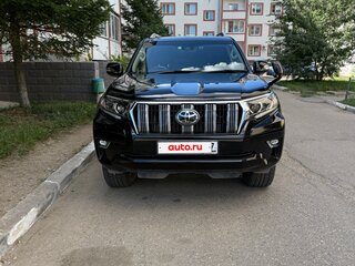 2018 Toyota Land Cruiser Prado 150 Series Рестайлинг 2, чёрный, 4240000 рублей, вид 2