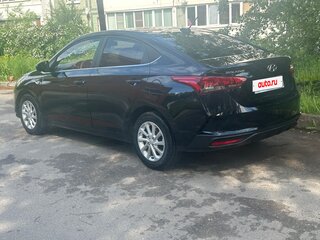 2021 Hyundai Solaris II Рестайлинг, чёрный, 1580000 рублей, вид 4
