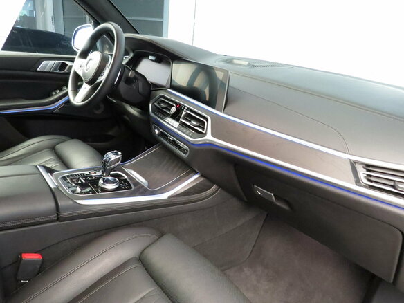 2021 BMW X7 M50i I (G07), серый - вид 4