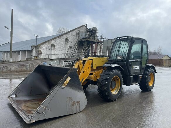 2015 JCB 531-70, 4000000 рублей - вид 4