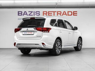 2022 Mitsubishi Outlander III Рестайлинг 3, белый, 3249000 рублей, вид 5