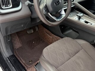 2025 Geely Monjaro (Xingyue L) I Рестайлинг 2 (China Market), чёрный, 4200000 рублей, вид 5
