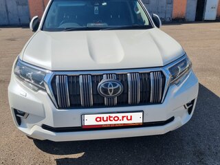 2018 Toyota Land Cruiser Prado 150 Series Рестайлинг 2, белый, 4850000 рублей, вид 2