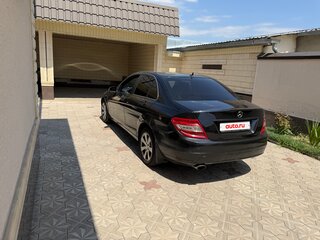 2010 Mercedes-Benz C-Класс 200 III (W204), чёрный, 1200000 рублей, вид 5