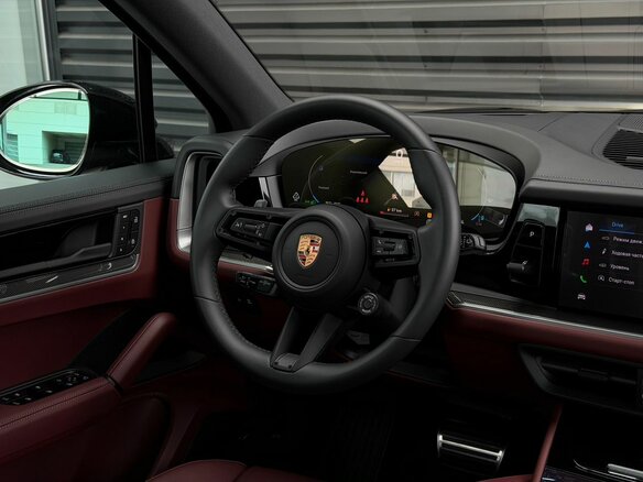 2026 Porsche Cayenne III Рестайлинг, чёрный, 21000000 рублей - вид 15