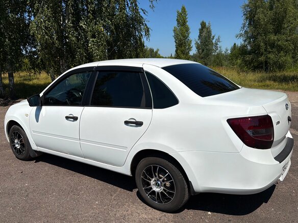 2018 Lada (ВАЗ) Granta I, белый, 500000 рублей - вид 5