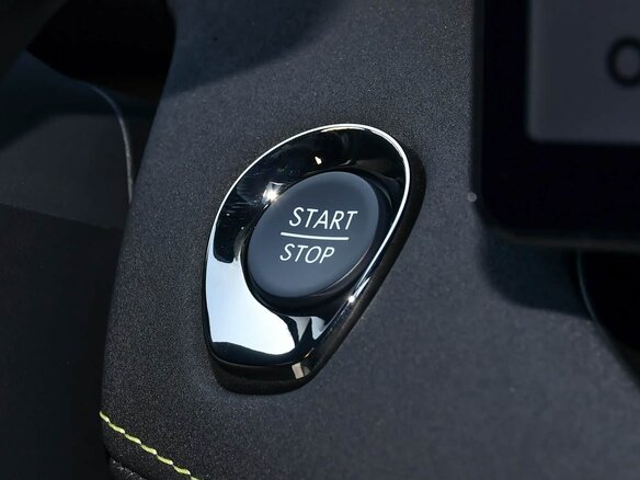 2026 Lynk & Co 06 Long Battery I Рестайлинг, серый, 2740000 рублей - вид 12