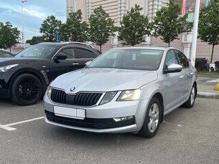 2019 Skoda Octavia III (A7) Рестайлинг, серый, 1950000 рублей, вид 2