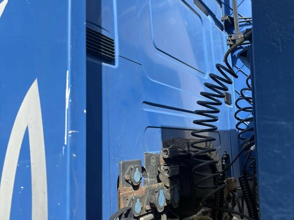 2011 Scania 4-Series, синий, 2100000 рублей