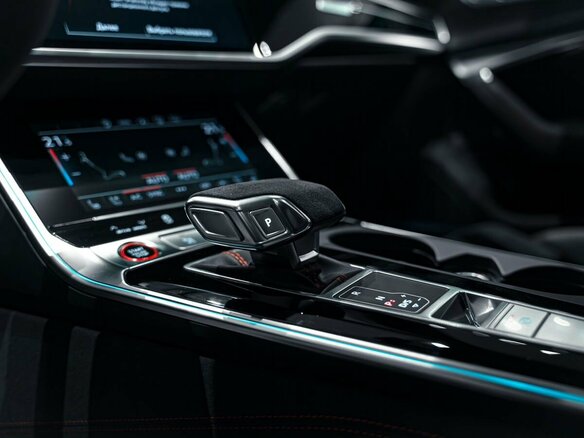 2022 Audi RS 6 IV (C8), белый, 13200000 рублей - вид 11