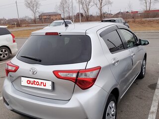2017 Toyota Vitz III (XP130) Рестайлинг 2, серый, 1000000 рублей, вид 5