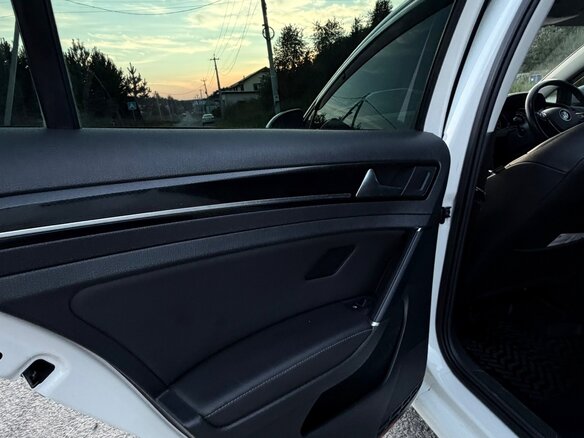 2014 Volkswagen Golf VII, белый, 1150000 рублей - вид 16