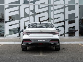 2023 Hyundai Elantra VII (CN7) Рестайлинг, белый, 2239000 рублей, вид 4