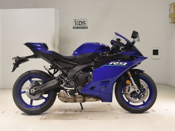 2026 Yamaha YZF-R9, синий, 1680000 рублей