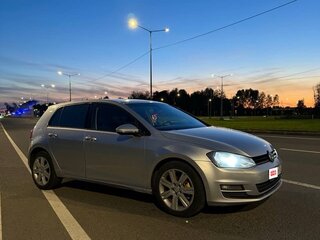 2013 Volkswagen Golf VII, серебристый, 900000 рублей, вид 4