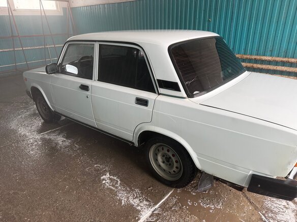 2005 Lada (ВАЗ) 2107, белый, 140000 рублей - вид 6