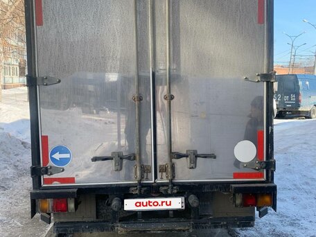 1997 Isuzu Elf (N-series), белый, 1480000 рублей, вид 5