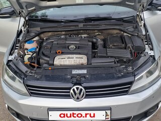 2013 Volkswagen Jetta VI, серебристый, 1080000 рублей, вид 4