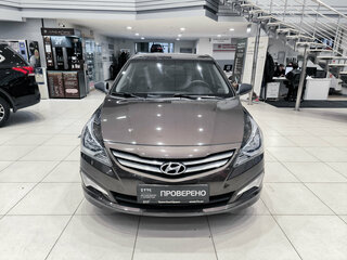 2015 Hyundai Solaris I Рестайлинг, коричневый, 1020000 рублей, вид 2