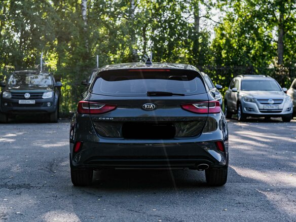 2021 Kia Ceed III, серый, 1688000 рублей - вид 3