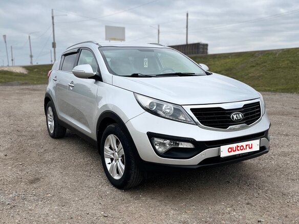 2010 Kia Sportage III, серебристый, 1100000 рублей - вид 2