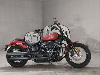 2018 Harley-Davidson Street Bob, красный, 1217000 рублей, вид 1