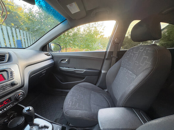 2012 Kia Rio 4-speed III, зелёный, 850000 рублей - вид 14