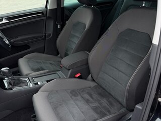2016 Volkswagen Golf ACT VII, чёрный, 1200000 рублей, вид 5