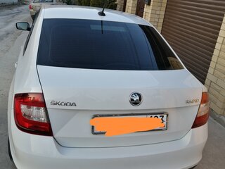 2017 Skoda Rapid I Рестайлинг, белый, 1000000 рублей, вид 4