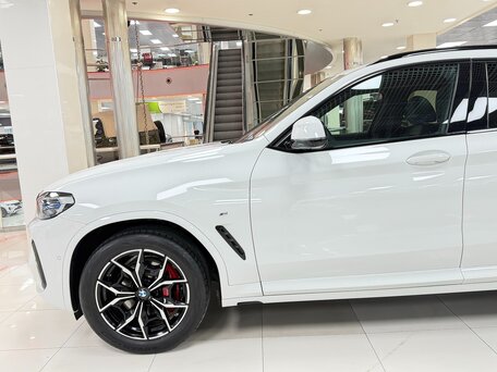 2024 BMW X4 20i II (G02) Рестайлинг, белый, 6999000 рублей, вид 4
