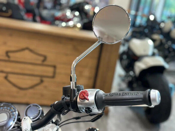2026 Royal Enfield Super Meteor, зелёный, 773000 рублей - вид 16