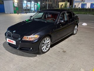 2011 BMW 3 серии 320i V (E90/E91/E92/E93) Рестайлинг, чёрный, 945000 рублей, вид 1