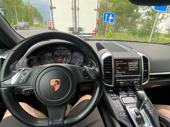 2014 Porsche Cayenne II Рестайлинг (958), коричневый, 2495000 рублей - вид 36