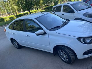2022 Lada (ВАЗ) Granta I Рестайлинг, белый, 640000 рублей, вид 2