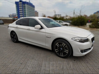 2013 BMW 5 серии 520i VI (F10/F11/F07) Рестайлинг, белый, 1950000 рублей, вид 2