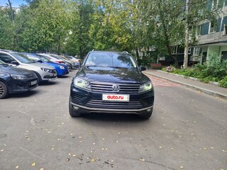 2015 Volkswagen Touareg II Рестайлинг, чёрный, 2990000 рублей, вид 2