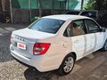 2021 Lada (ВАЗ) Granta I Рестайлинг, белый, 1200000 рублей - вид 3