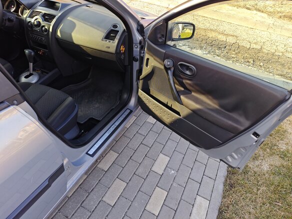 2005 Renault Megane II, серый, 450000 рублей - вид 13
