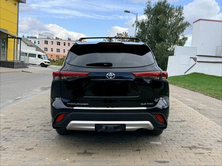 2020 Toyota Highlander IV (XU70), чёрный, 3380000 рублей, вид 4