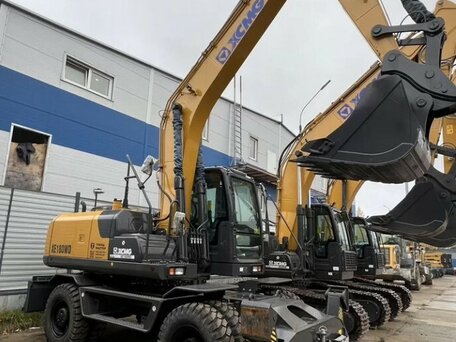 2025 XCMG XE180WD, золотистый, 13500000 рублей, вид 2