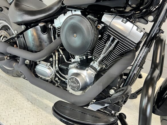 2012 Harley-Davidson Fat Boy, чёрный, 780000 рублей - вид 15