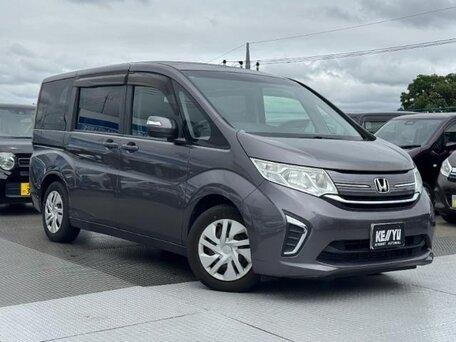 Honda Stepwgn V