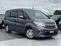 2015 Honda Stepwgn V, серый