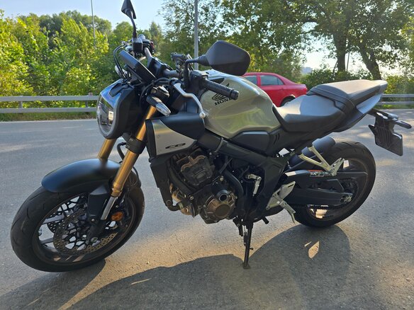 2025 Honda CB 650R, серый, 1600000 рублей - вид 15