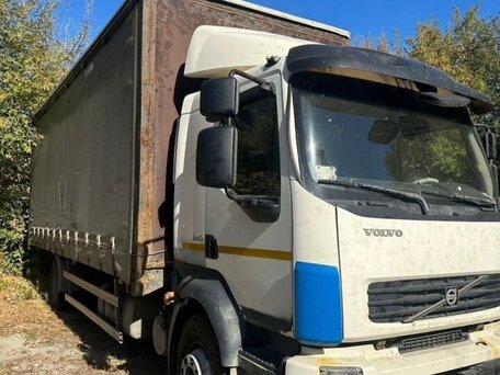 2011 Volvo FL, белый, 3390000 рублей, вид 1