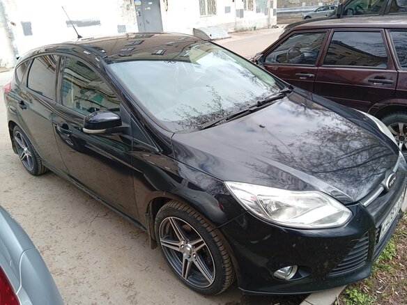 2012 Ford Focus III, чёрный, 650000 рублей - вид 1