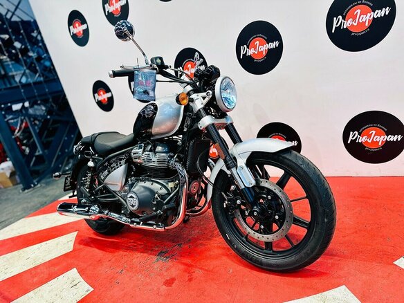 2026 Royal Enfield Super Meteor, серебристый, 773000 рублей - вид 1
